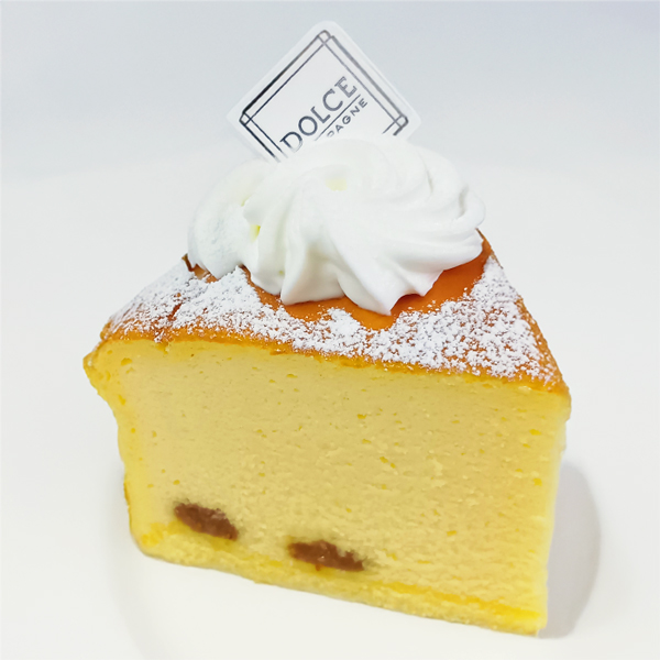 自家製いちじくジャム入りスフレチーズケーキ
